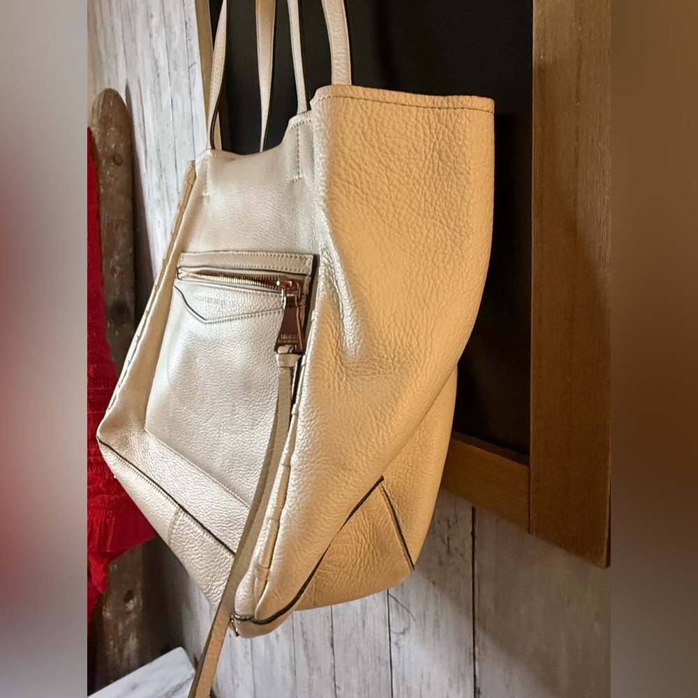 Aimee Kestenberg Leather Shoulder Bag Tote Purse Cream and Copper Lining - Picture 5 of 15